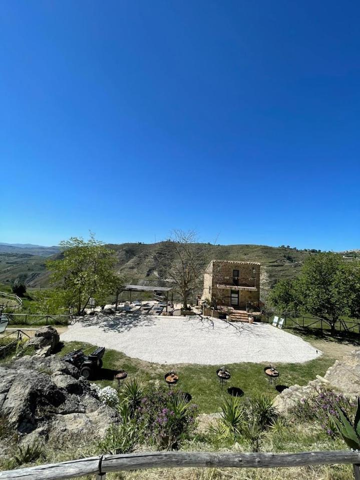 Villa La Casa Sulla roccia Enna Esterno foto